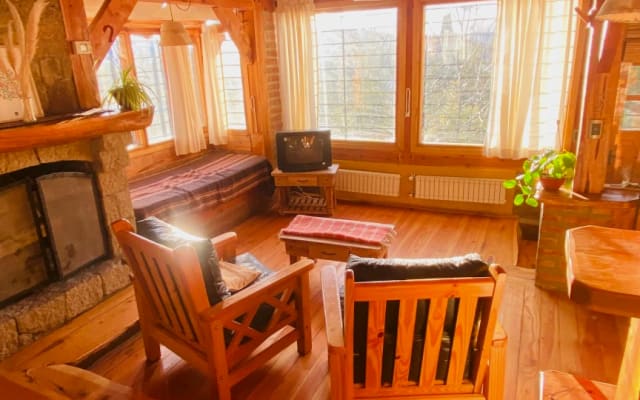 Habitación en hermosa cabaña patagónica con increíbles vistas!