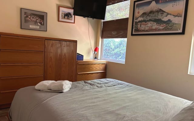 Serene refuge in historic Laurel Canyon - Picture 7