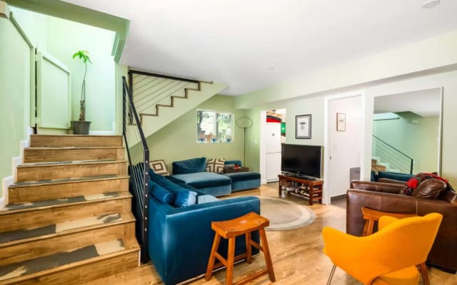 Serene refuge in historic Laurel Canyon