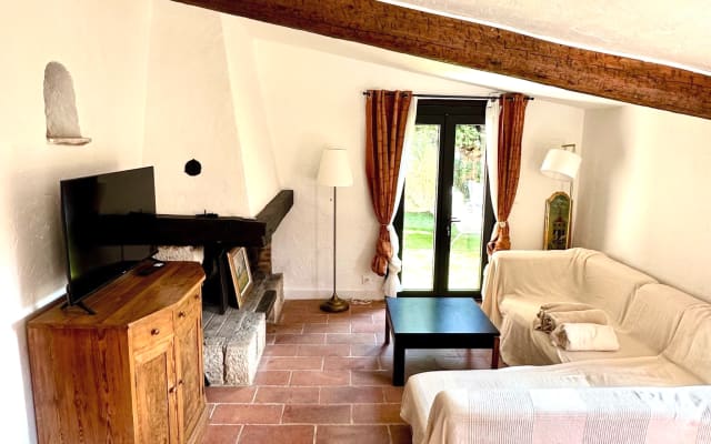 Cédric's listing on misterb&b - Salon