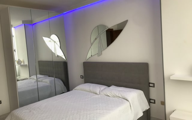 Piso nuevo acondicionado térmicamente bien comunicado cerca del centro