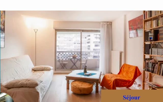 Bedroom in Paris, a small village nearby everything