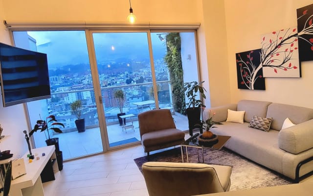 Loft de luxe avec vue imprenable sur les montagnes.