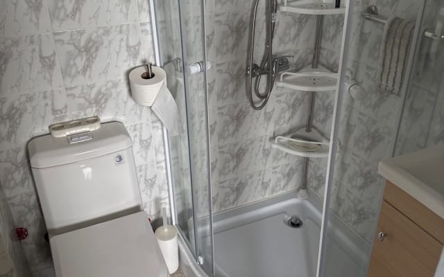 Habitación privada cerca del centro y Barrio Italia.