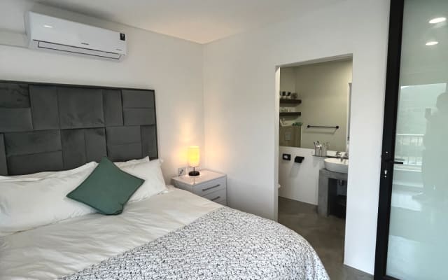 Loadshedding Free Appartement de luxe sur la Route des jardins