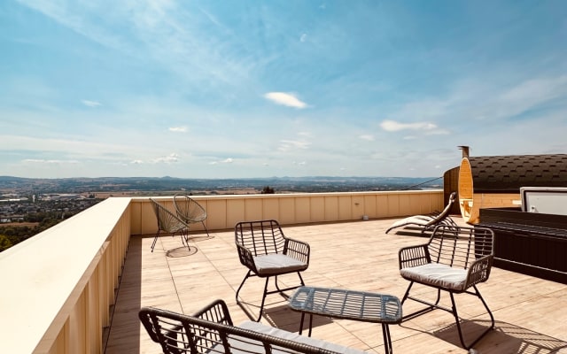 Fantastic penthouse apartment near Koblenz with sauna and roof terrace