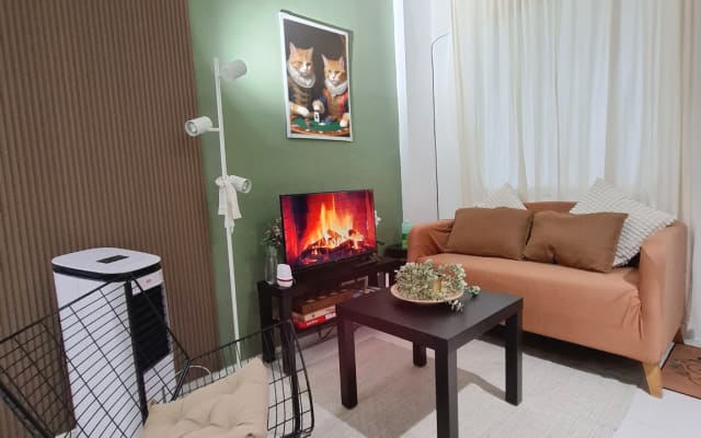 L'appartement ordinaire à côté de l'hôpital médical Camarin