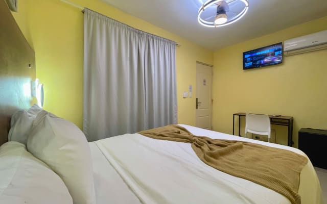 Standard Room for rent at RIG Puerto Malecon