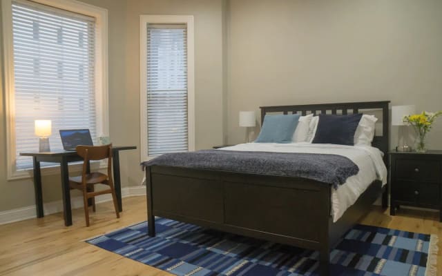 *Steps to Mag Mile, 2 BD, fast Wi-Fi, W&D