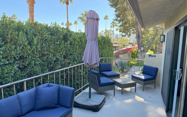 L'annuncio di Bradley su misterb&b - Balcony