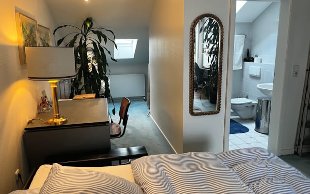 Great attic with amazing view - Picture 13