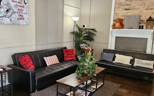 Damonds Inserat auf misterb&b - 2 Sofa Beds for extra guest to sleep