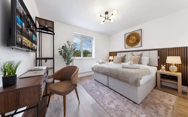 2BR contemporaneo - WIFI gratuito + facile accesso alla ferrovia