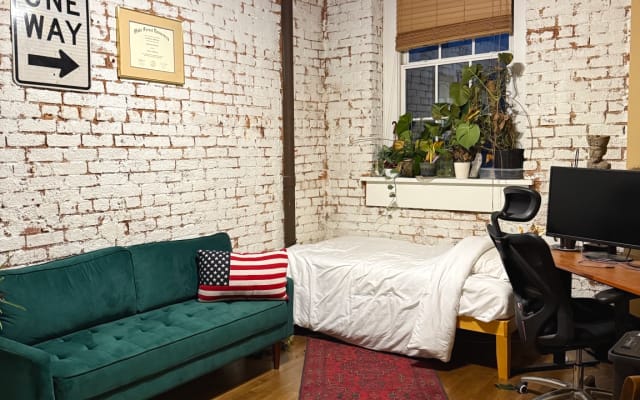 private bedroom and bath downtown