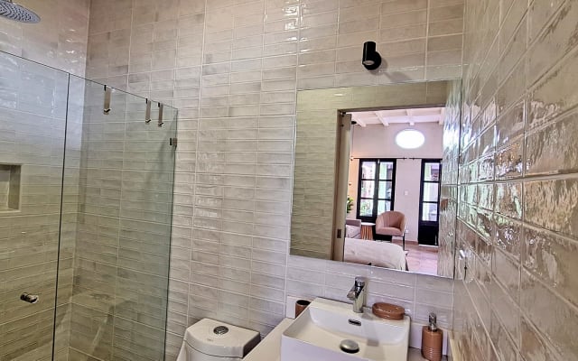 Precioso Apartamento Estándar en el Club Privado Sólo para Hombres...