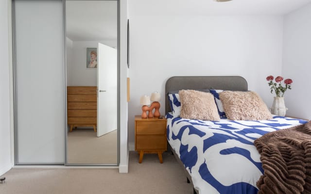 Stunning apartment in the centre of Manchester - Picture 15