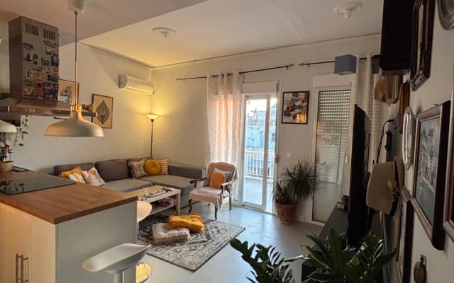 ¡Acogedora habitación privada en un locatian central!