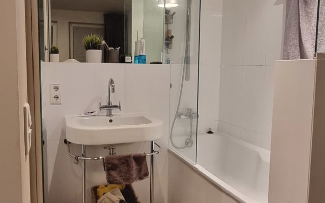 Schlafzimmer in zentraler Wohnung - zu Fuß zum Hauptbahnhof und zur...