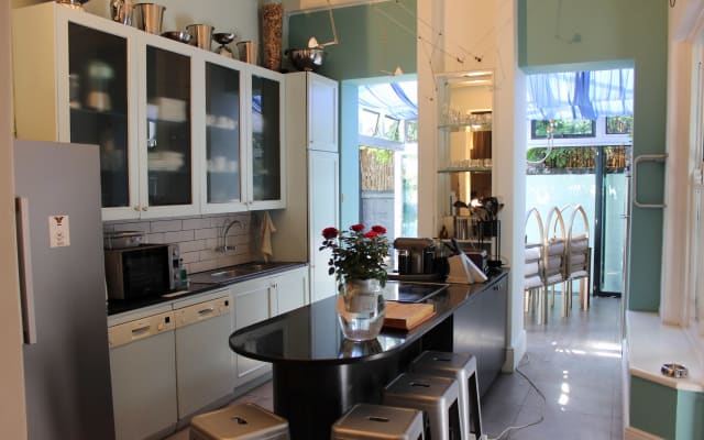 A trendy House with great energy in Gardens  - Picture 20
