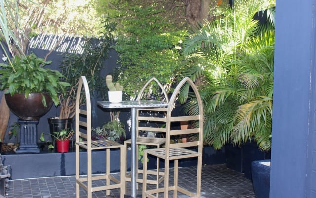 A trendy House with great energy in Gardens  - Picture 24