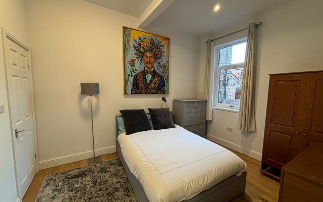 R1 - Chambre double avec salle de bain près de Liverpool