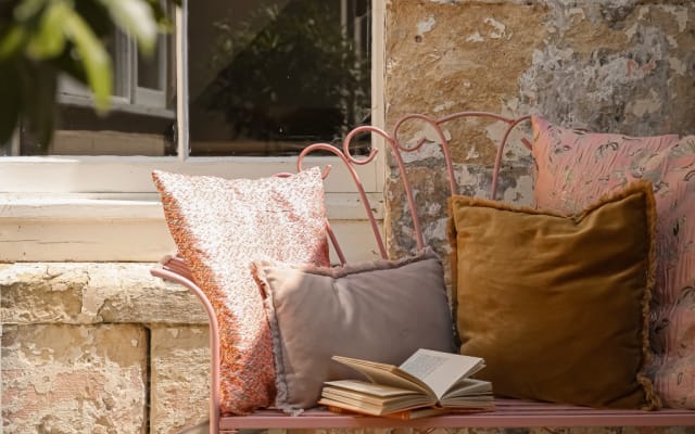 Primrose Cottage | Cabaña de dos dormitorios y patio privado