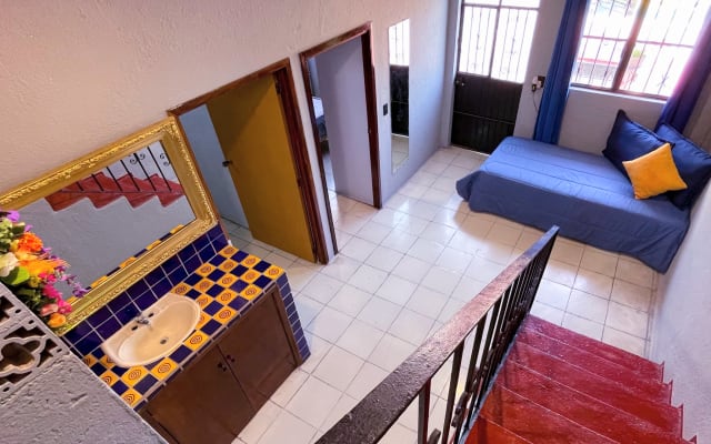 Hermosa casa remodelada a solo 50 metros de la playa "Los Muertos" - Foto 6