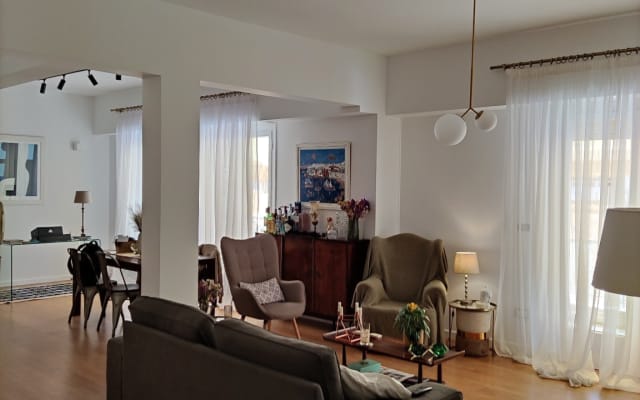 Appartement entier confortable à Kypseli