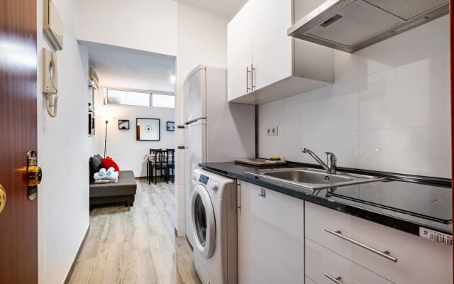 Moderne 1BR im Zentrum von Torremolinos - zu Fuß zum Strand & Gay Area