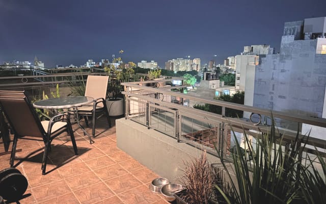 "Pôr do sol épico sobre o rio, a partir do seu terraço privado." - Foto 8