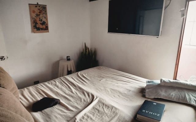 Bellissimo appartamento con aree comuni condivise e vista sul vulcano.