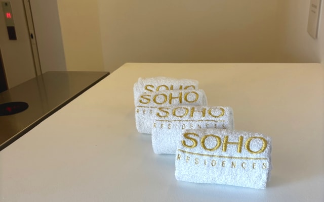 Dereks Inserat auf misterb&b - Gym towel service and water