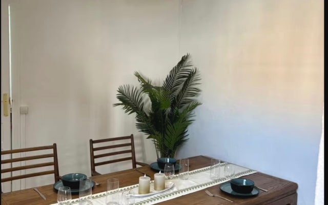 2BR Cathedral & Giralda Views, Rooftop Terrace ! - Photo 8