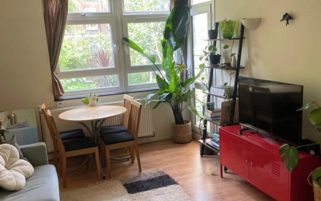 Room in Central London