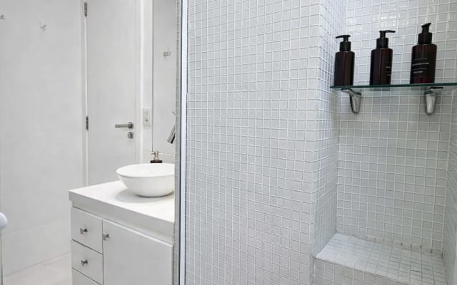 Quarto Privativo em Apartamento Premium na Lagoa metro em frente - Foto 10