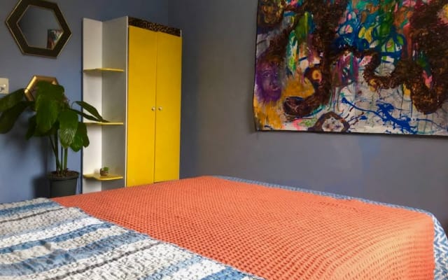 Artistic home near beaches, bars, and hiking trails Dois Irmaos