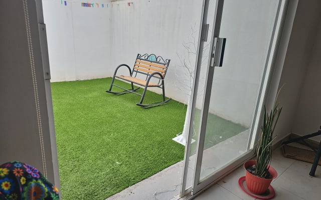 Habitación privada en área residencial