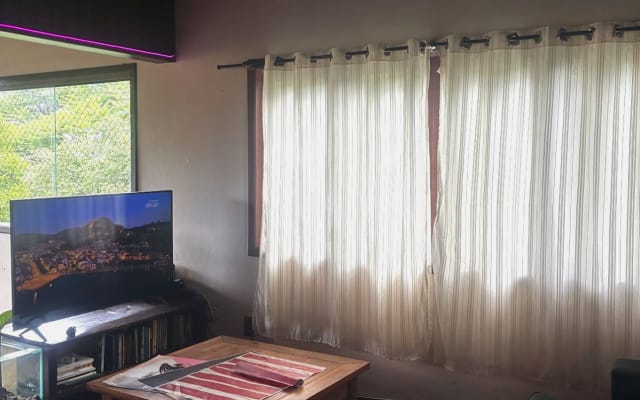 Affen-Wohnzimmer
Bapho-Suite mit Klimaanlage - Foto 9