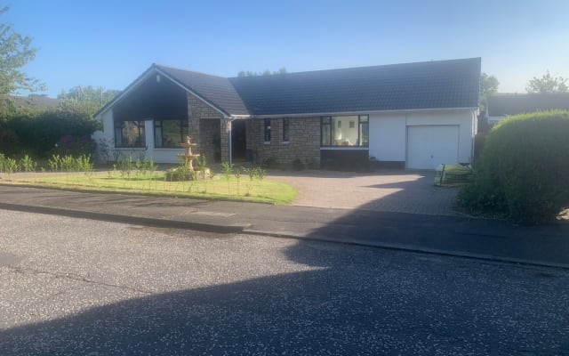 Gay men only villa based in Alloway near Robert Burns cottage etc