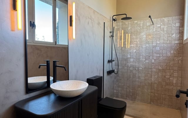 CalmaVista Gay Only - Horizon View Ensuite
