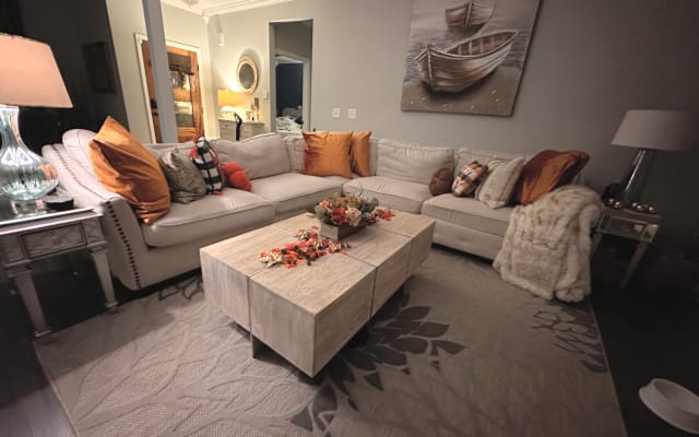 Elegantes Schlafzimmer in Fultondale