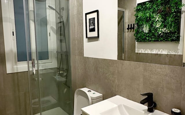 Michel's listing on misterb&b - Bathroom