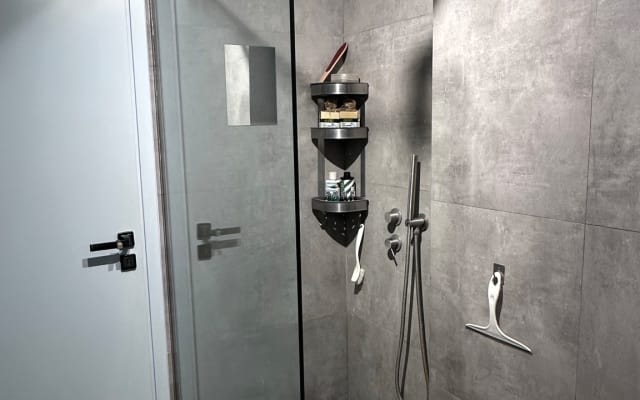Uma penthouse luminosa que combina conforto e estilo - Foto 16