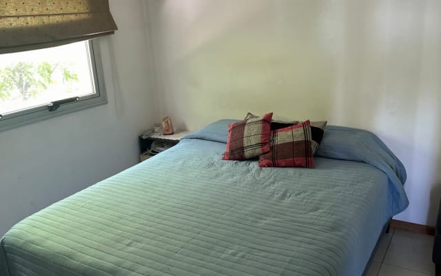 Schöne Wohnung im Herzen von Nueva Cordoba. Privatzimmer