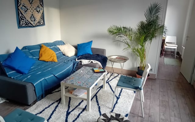 Unabhängiges Zimmer in einer schönen Wohnung in der Nähe von Paris