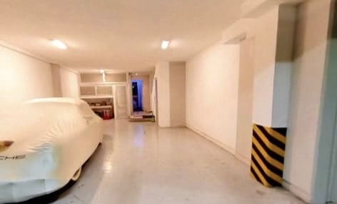 Une maison où TOUT est permis. Les farces dont vous avez toujours rêvé.