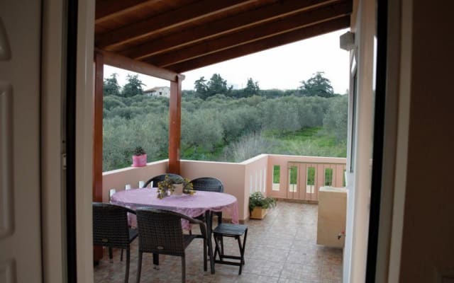 Appartamenti Vista Mare circondati da ulivi, parcheggio gratuito