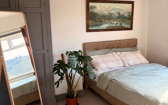 Chambre double dans une terrasse victorienne traditionnelle