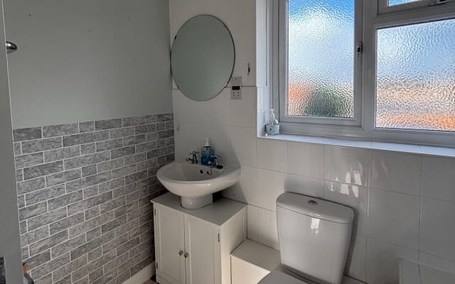 Kevin's listing on misterb&b - I can supply toothpaste, and other toiletries.