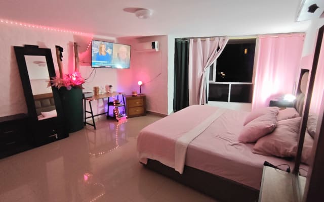 Cozy Shared room with excellent location and view